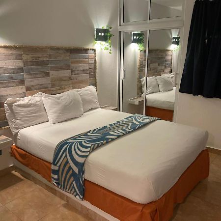 Nuovo Hotel Playa Catalina ลาโรมานา ภายนอก รูปภาพ