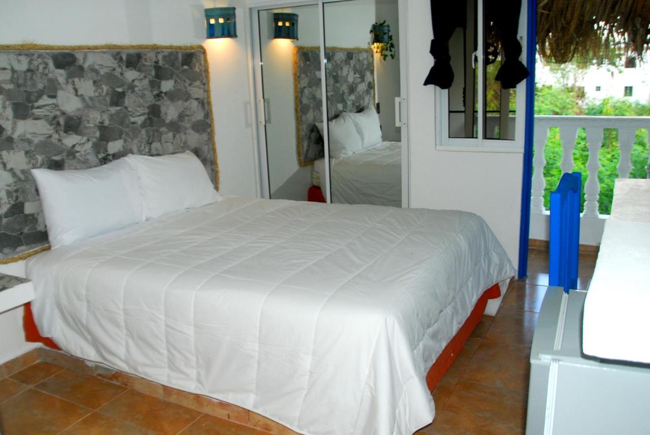 Nuovo Hotel Playa Catalina ลาโรมานา ภายนอก รูปภาพ