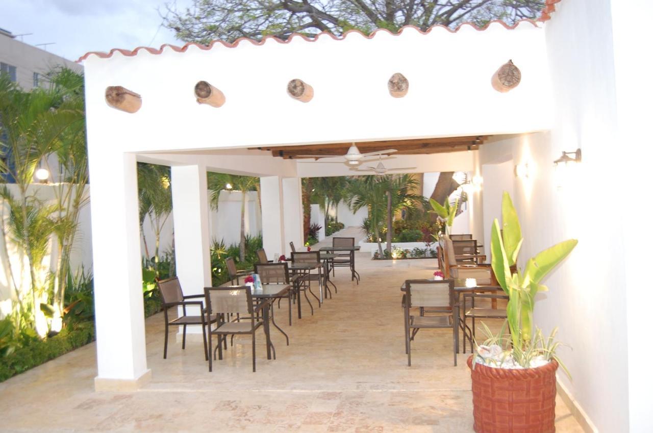 Nuovo Hotel Playa Catalina ลาโรมานา ภายนอก รูปภาพ
