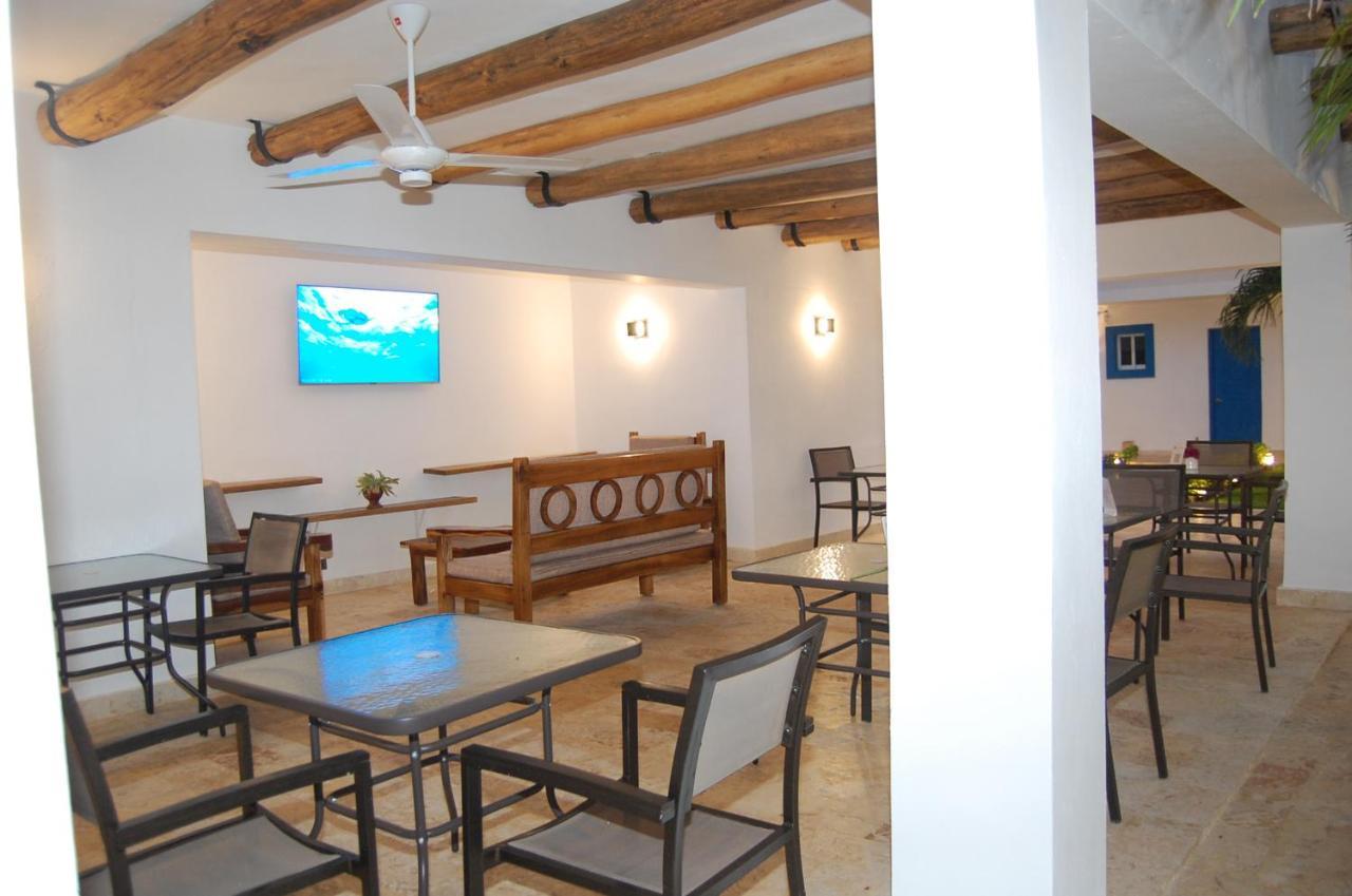 Nuovo Hotel Playa Catalina ลาโรมานา ภายนอก รูปภาพ