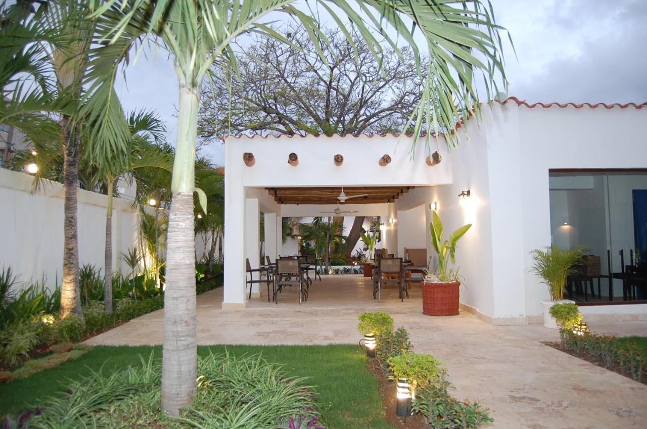 Nuovo Hotel Playa Catalina ลาโรมานา ภายนอก รูปภาพ