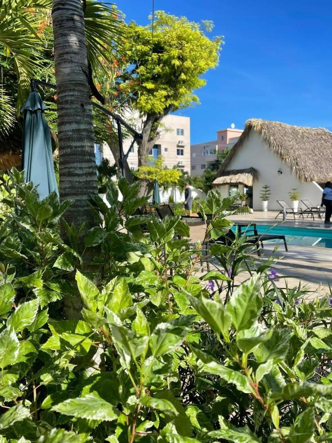 Nuovo Hotel Playa Catalina ลาโรมานา ภายนอก รูปภาพ