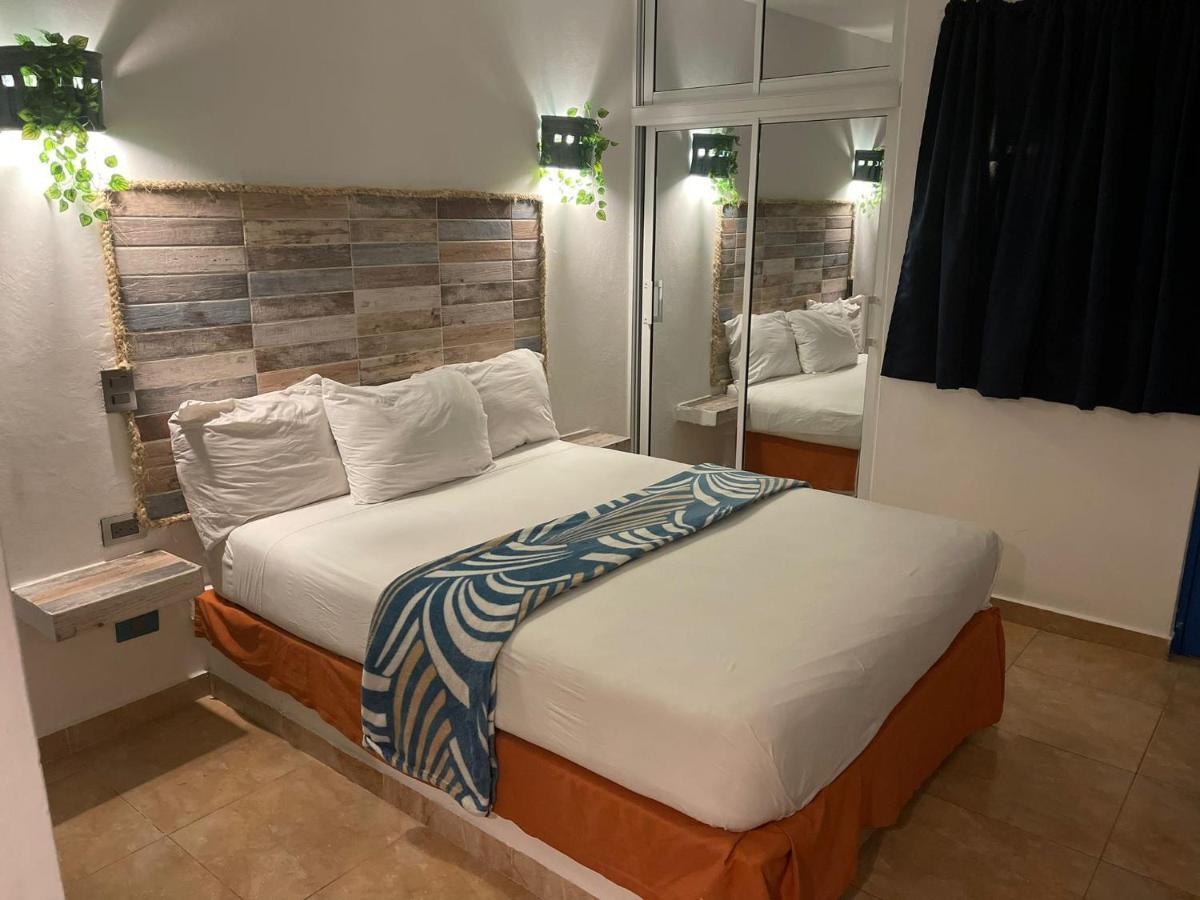Nuovo Hotel Playa Catalina ลาโรมานา ภายนอก รูปภาพ